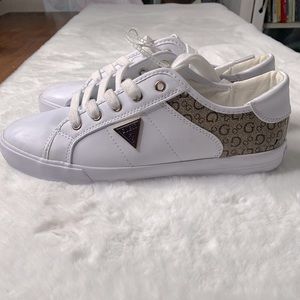 GUESS Designer Sneakers Leather Sole Lace Up NWT